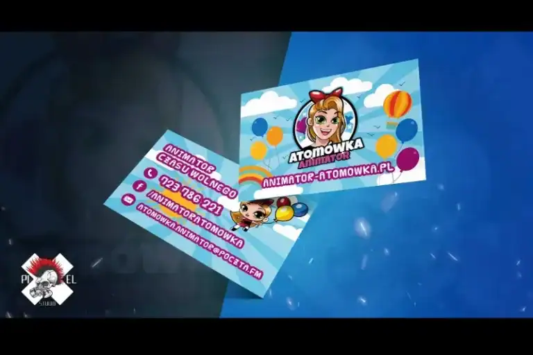 Dwie jasne wizytówki w stylu kreskówkowym na niebieskim tle przedstawiają uśmiechniętą dziewczynkę w kostiumie z balonami, promującą "Atomówkę Animator". Polski tekst zawiera dane kontaktowe, adres e-mail i stronę internetową usług animacji/rozrywki dla dzieci.