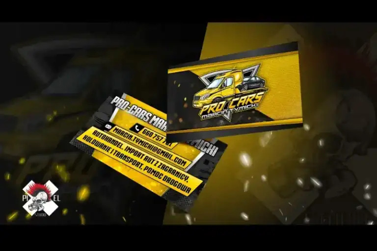 Cyfrowy projekt wizytówki "PRO CARS MARCIN KINICH" w kolorze żółtym i czarnym, zawierający stylizowaną grafikę samochodu i dane kontaktowe. Tło zawiera obrazy związane z samochodami, efekty świetlne i subtelną ilustrację szkieletu po prawej stronie.